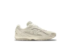 New Balance 204L "Ribbon Pack" Sea Salt Linen